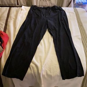 Black moisture wicking light weight breathable